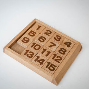 đồ chơi logic gỗ bộ đẩy số