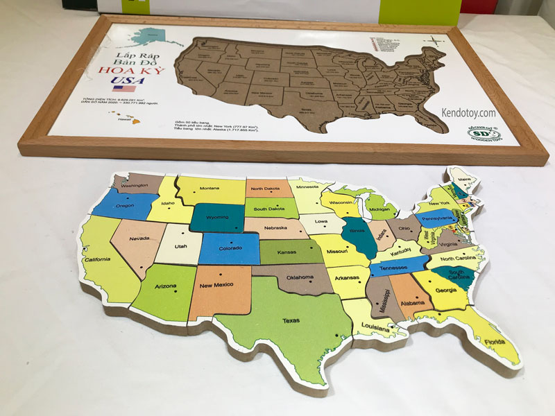 Bản đồ nước Mỹ bằng gỗ là một sản phẩm độc đáo và phong cách để trang trí cho ngôi nhà của bạn. Những bản đồ này được tạo ra với chất liệu gỗ tự nhiên và được khắc chạm công phu. Đây sẽ là một điểm nhấn cho không gian sống của bạn.
