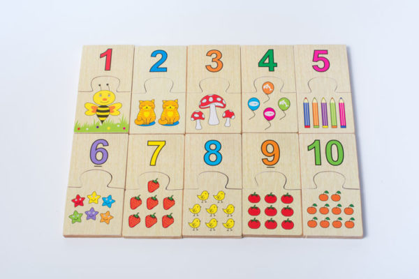 đồ chơi gỗ bảng ghép số và học đếm