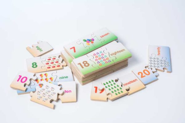 đồ chơi gỗ bảng chữ số bé học đếm số