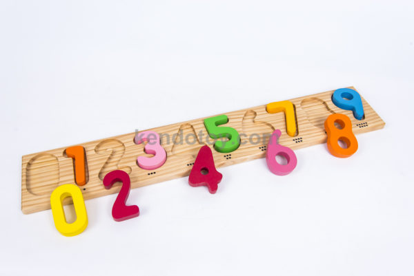 đồ chơi gỗ bảng chữ số