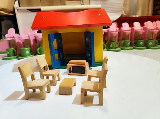 Nhà búp bê bằng gỗ minii